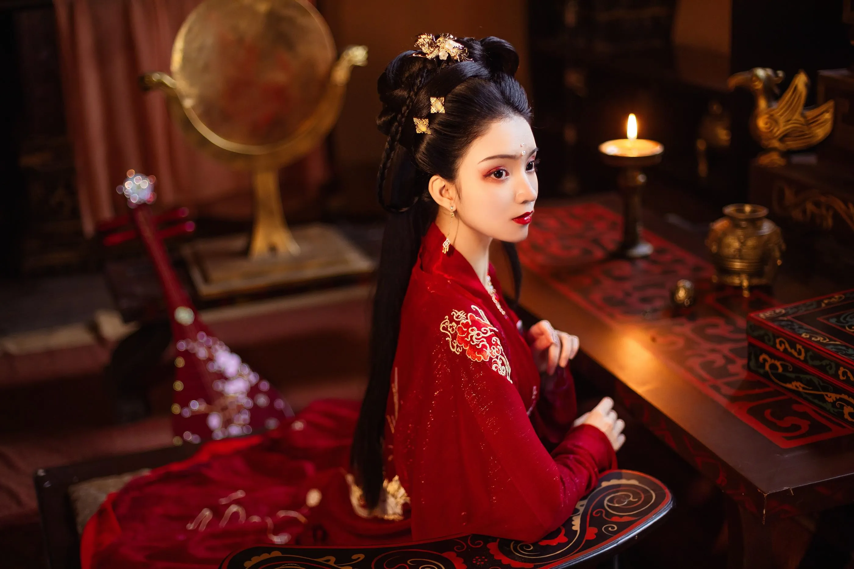 [YITUYU艺图语]2021.08.21 公主小札—迎亲 猫夏小卡 [27P]插图2
